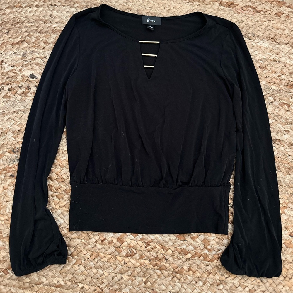 BLACK BLOUSE WITH GOLD HARDWARE